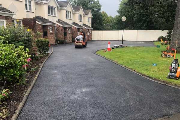 New Tarmac Driveway Laid by O’Brien Driveways